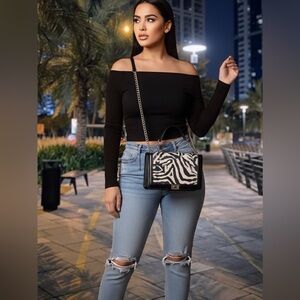 NWOT. INC Zebra Print Women's purse w. adjustable chain. Gift ready.